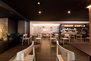 Aparthotel Atenea Valles