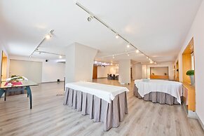 Aparthotel Atenea Valles
