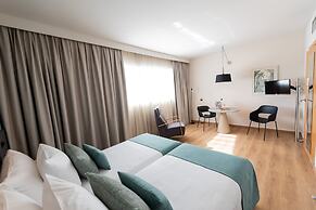 Aparthotel Atenea