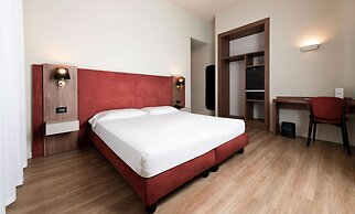 Mokinba Hotels Montebianco