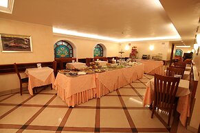 Mokinba Hotels Montebianco