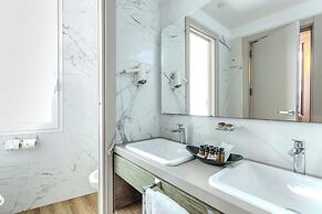Al Manthia Hotel - Trevi Hotels Group