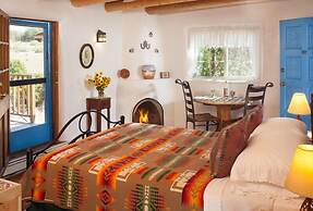 Casa Escondida Bed & Breakfast