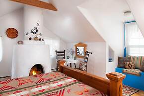 Casa Escondida Bed & Breakfast