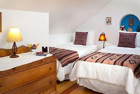 Casa Escondida Bed & Breakfast