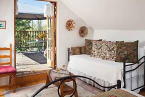 Casa Escondida Bed & Breakfast