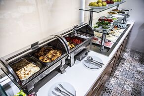 Lapis Inn Hotel & Spa