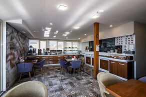 Lapis Inn Hotel & Spa