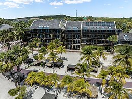 LionsDive Beach Resort