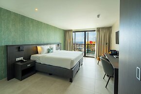 LionsDive Beach Resort