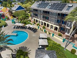 LionsDive Beach Resort