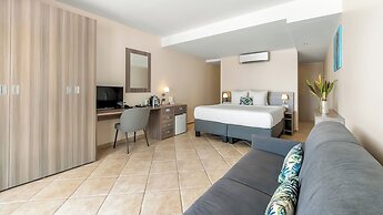 LionsDive Beach Resort