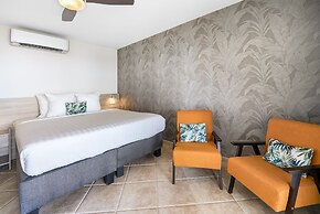 LionsDive Beach Resort