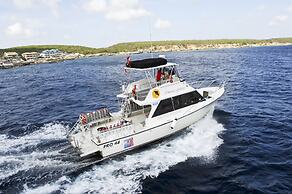 LionsDive Beach Resort