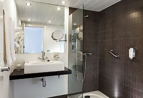 Occidental Santa Cruz Contemporáneo