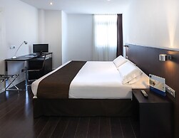 Occidental Santa Cruz Contemporáneo