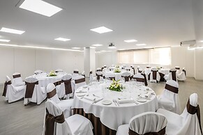 Occidental Santa Cruz Contemporáneo