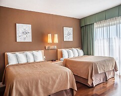 Quality Hotel Fallsview Cascade