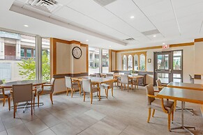 Quality Hotel Fallsview Cascade