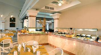 El Cid Marina Beach Hotel