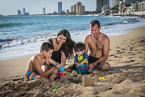 El Cid Marina Beach Hotel