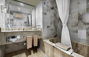 El Cid El Moro Beach Hotel