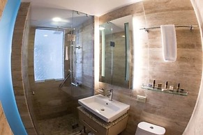 The Executive Hotel