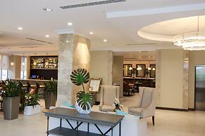 The Executive Hotel
