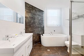 Quality Hotel Colonial Launceston