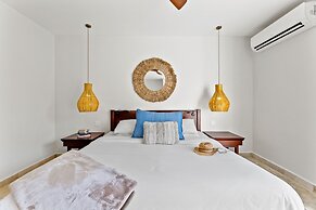 The Lodge at Jaguar Reef