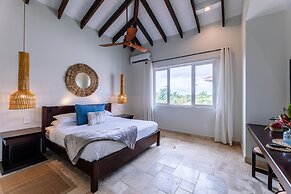 The Lodge at Jaguar Reef