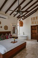 The Lodge at Jaguar Reef