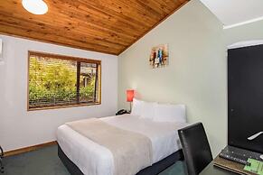 Riverside Hotel Marlborough