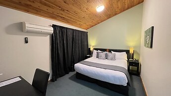 Riverside Hotel Marlborough