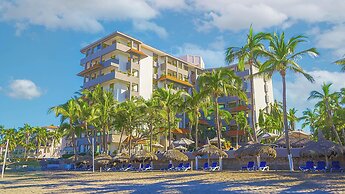 Luna Palace Hotel and Suites