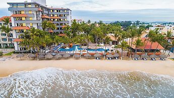 Luna Palace Hotel and Suites