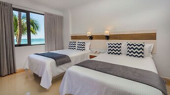 Luna Palace Hotel and Suites