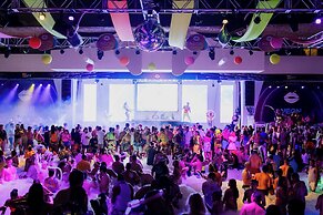 Hotel Riu Caribe - All Inclusive