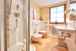 Romantik Alpenhotel Waxenstein