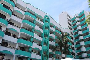 Hotel Playa Marina