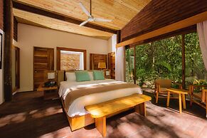 Casa Bonita Tropical Lodge