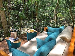 Casa Bonita Tropical Lodge