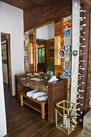 Casa Bonita Tropical Lodge