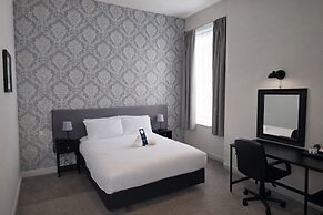 County Hotel