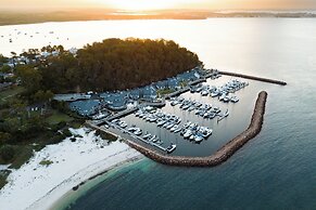 Anchorage Port Stephens