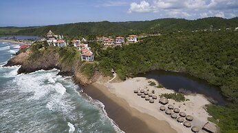 Hotel Punta Serena & Resorts- Couples Only