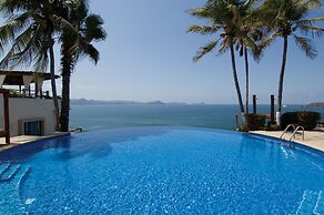 Hotel Punta Serena & Resorts- Couples Only