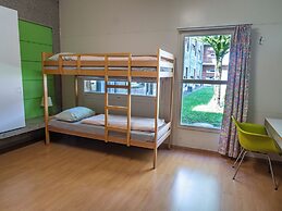 Lausanne Youth Hostel Jeunotel