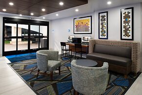 Holiday Inn Express Santa Rosa North by IHG