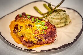 Holiday Inn Kansas City Downtown by IHG